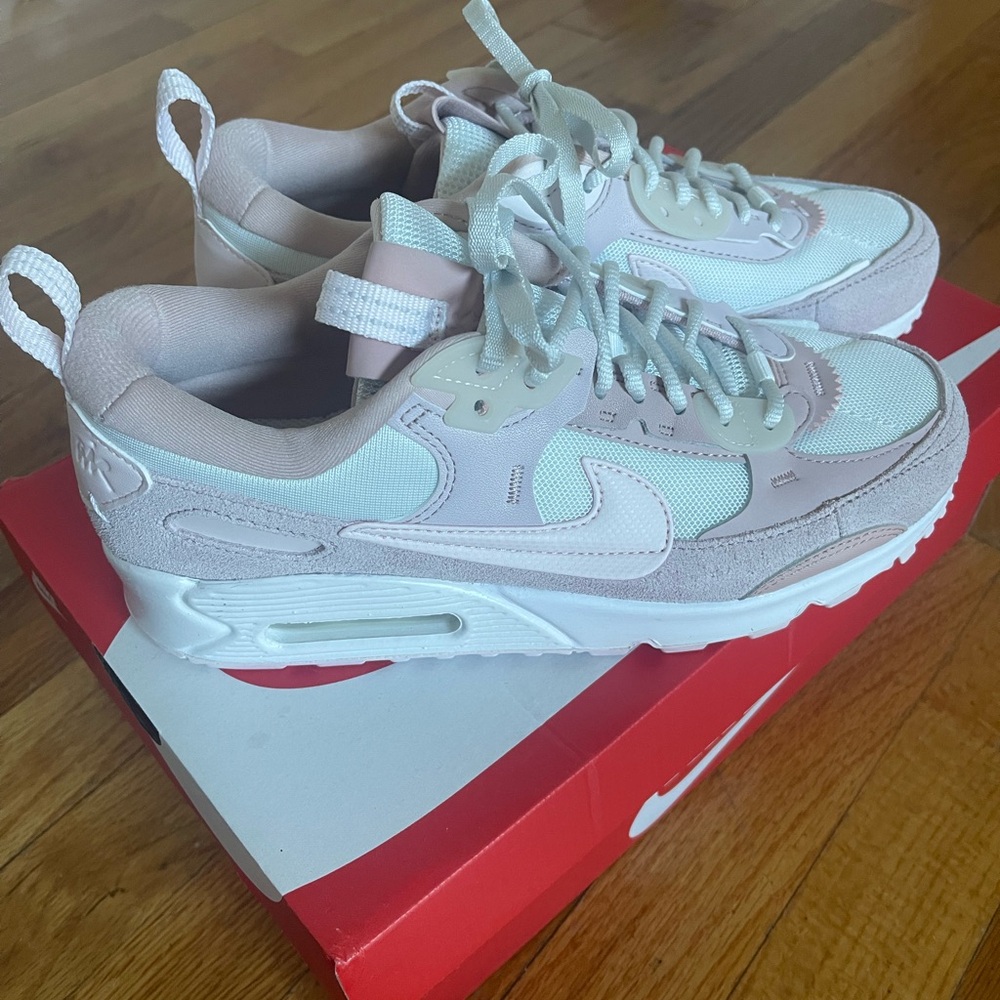 Nike Women's Air Max - Light Pink and White